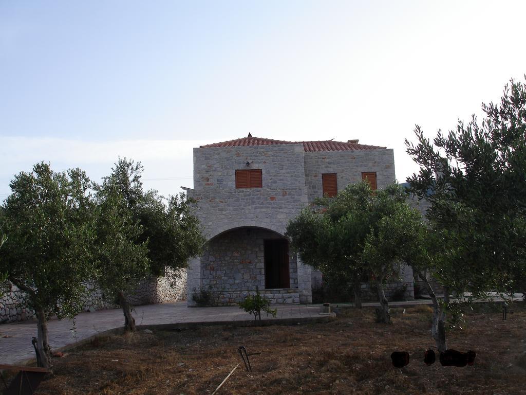 הוילה מונמבאסיה Xifias Stonehouse מראה חיצוני תמונה